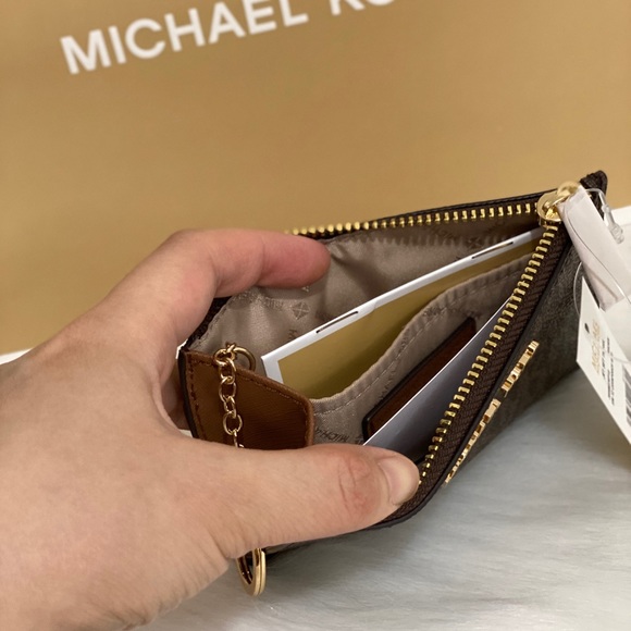 MK CARD & KEY HOLDER - Picture 7 of 7